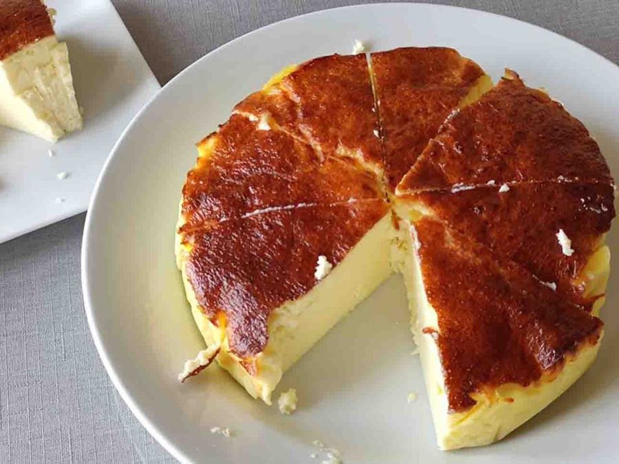 Air Fryer Greek Yogurt Cake
